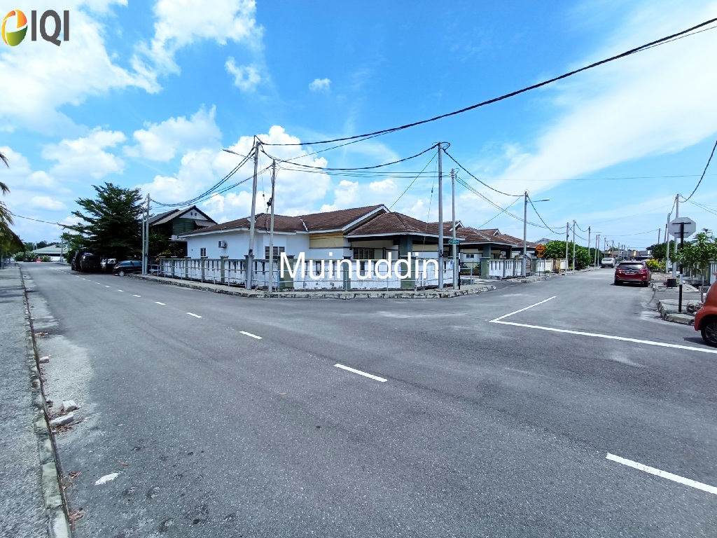 Bungalow Taman Lekir Bestari Lekir Perak image