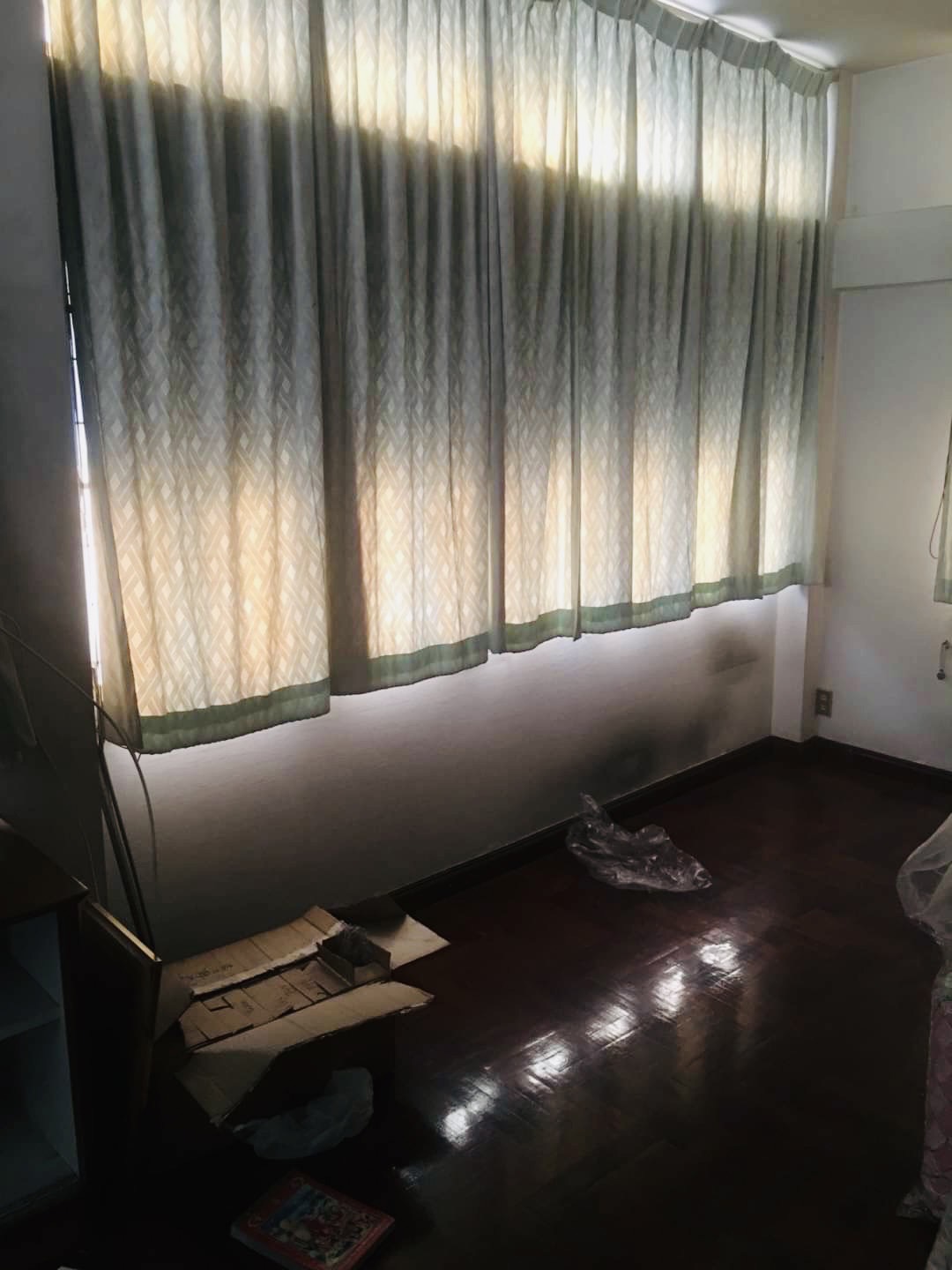 Two commercial buildings for sale, next to each other, Soi Kraisi, next to Phra Sumen Road, near Bang Lamphu. image