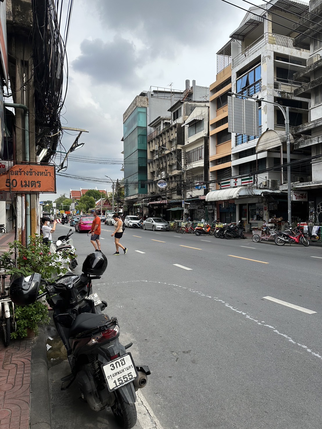 Two commercial buildings for sale, next to each other, Soi Kraisi, next to Phra Sumen Road, near Bang Lamphu. image