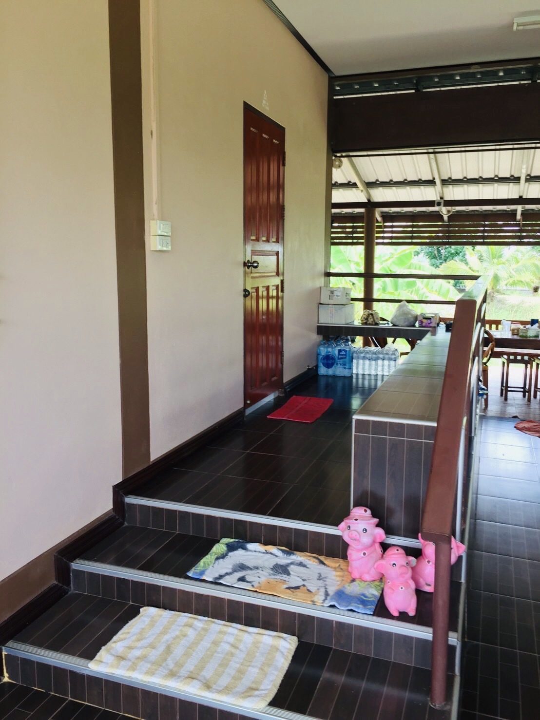 Land for sale with buildings angthong province thailand image