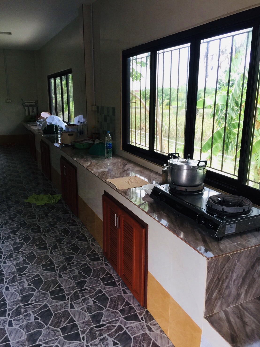 Land for sale with buildings angthong province thailand image