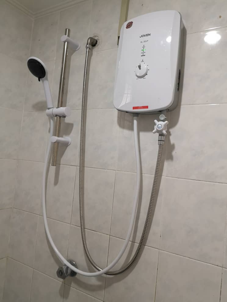 FOR RENT|3 BEDROOM 2 BATHROOM| SRI CAMELIA APARTMENT| SG CHUA| KAJANG image