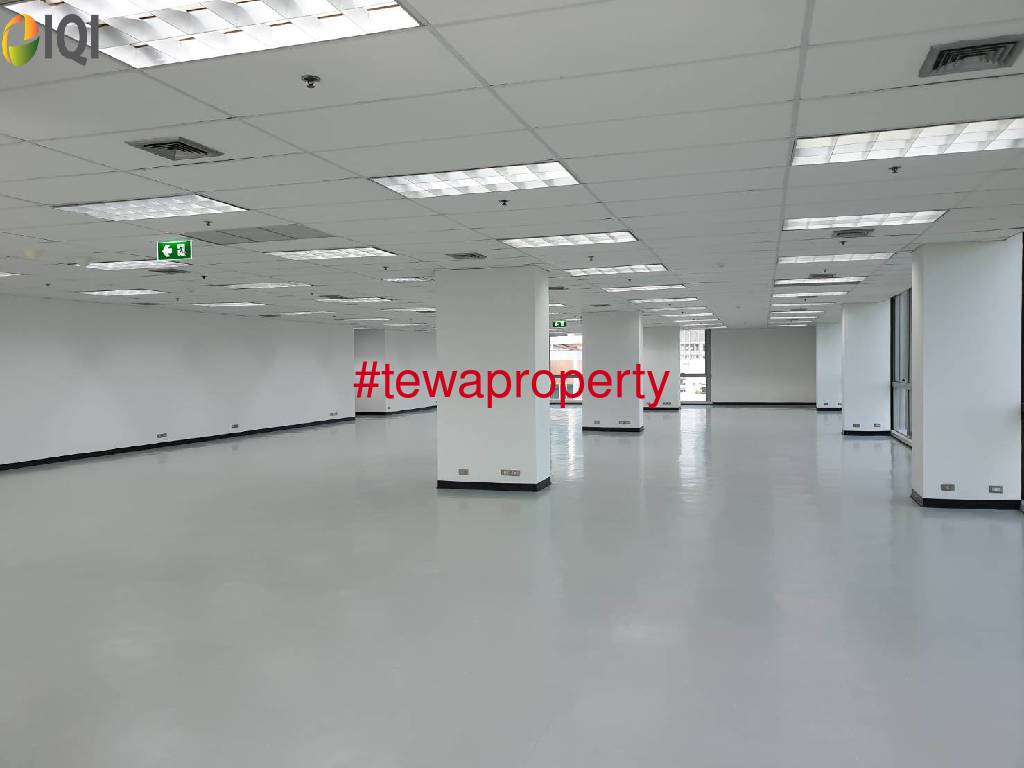 Office Space for Rent at SPE Tower, 7th Floor, near BTS sanampao Total Area: 910 square meters (Can be subdivided - 450 square meters each). image
