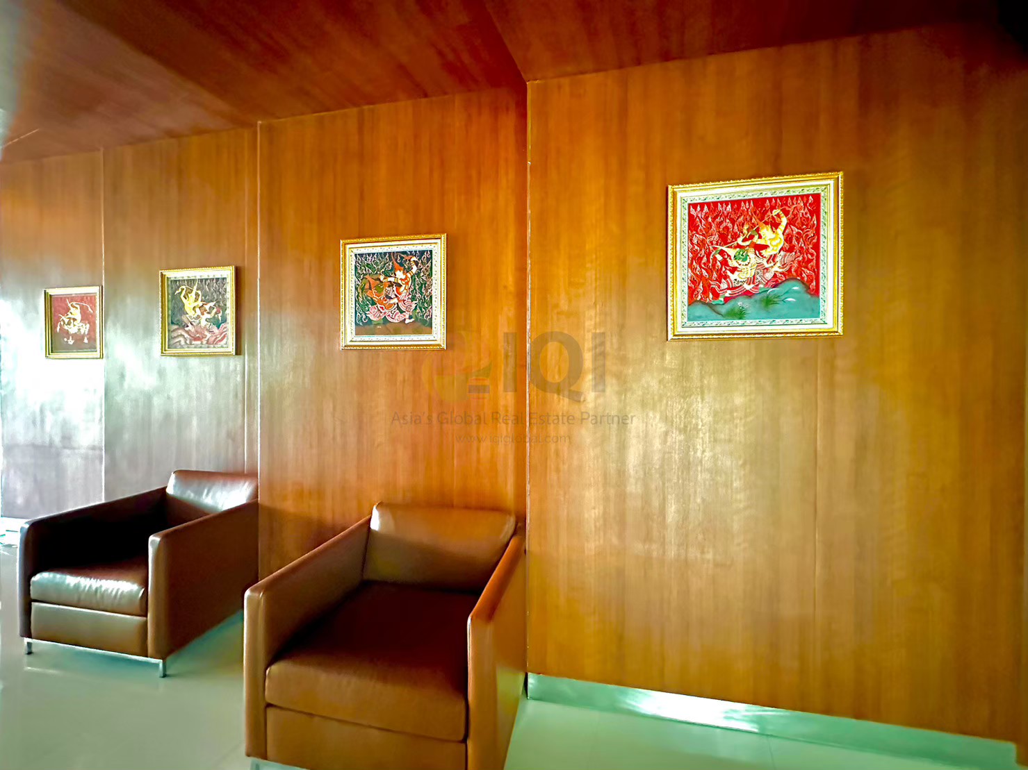 Condo Diamond Ratchada Condo Diamond Ratchada is on the main Ratchada Road, near MRT Huai Khwang. image