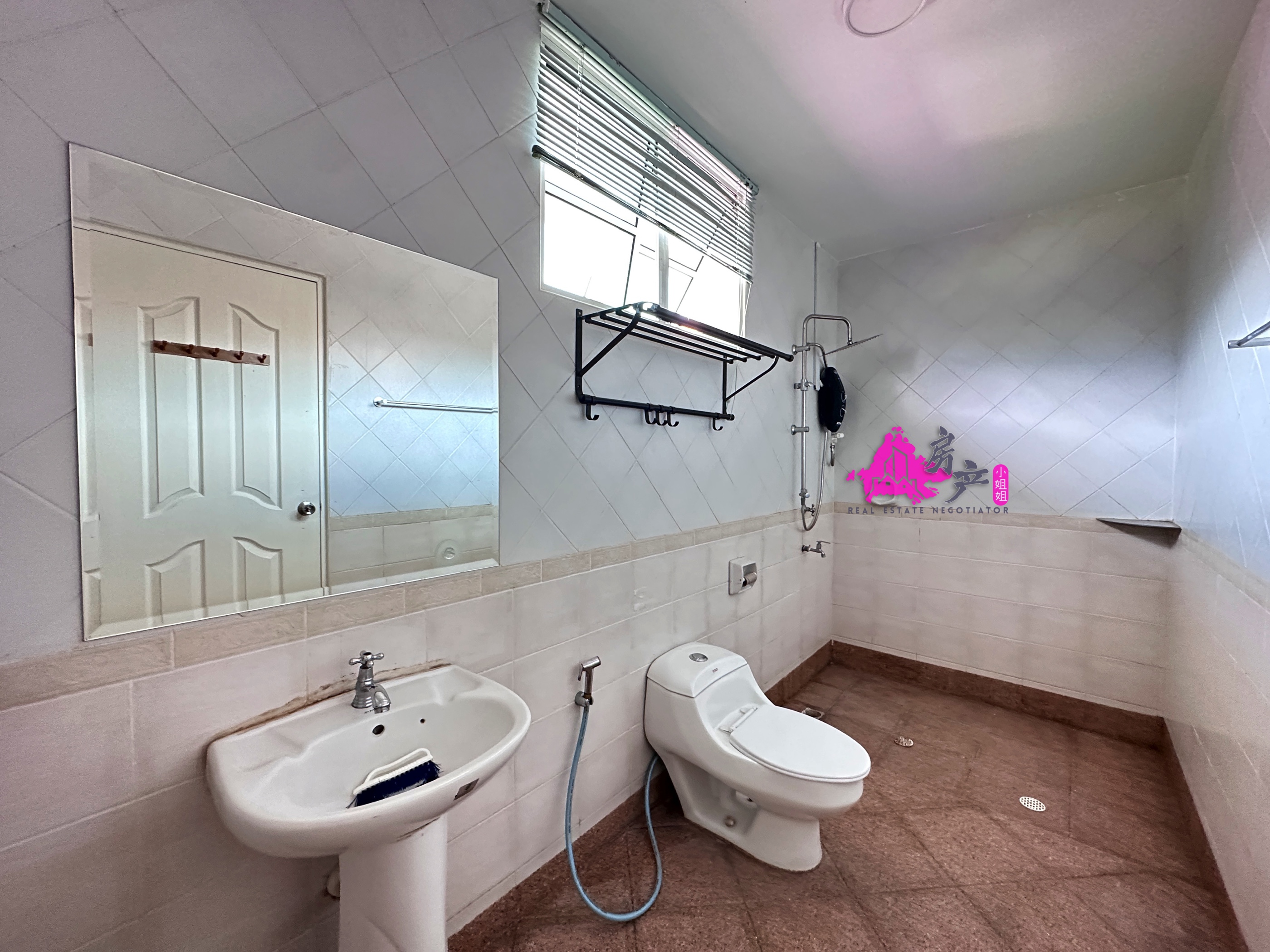 Kiansom Country Height image