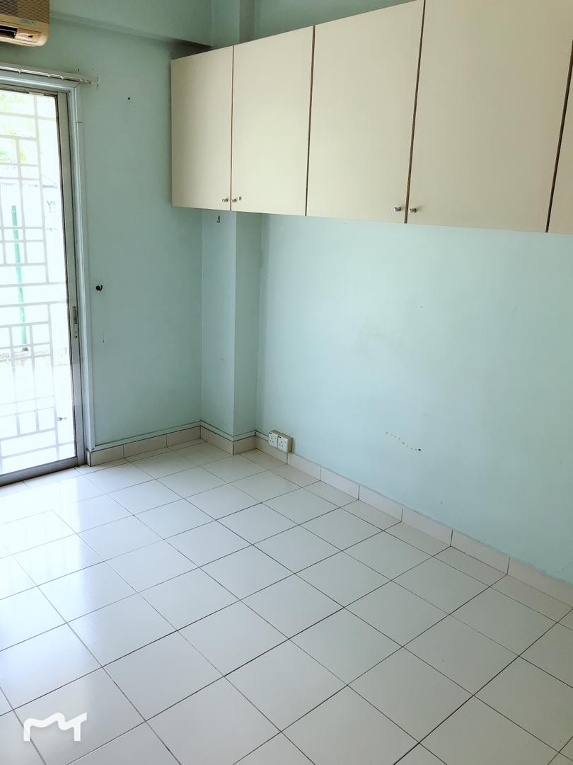 100% Loan| Andari Town Villa Phase 2|Selayang Heights|corner|ground floor| image