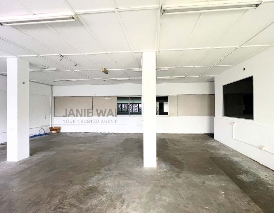 Warehouse Factory Seri Kembangan 1.5 Storey Light Industry Serdang image