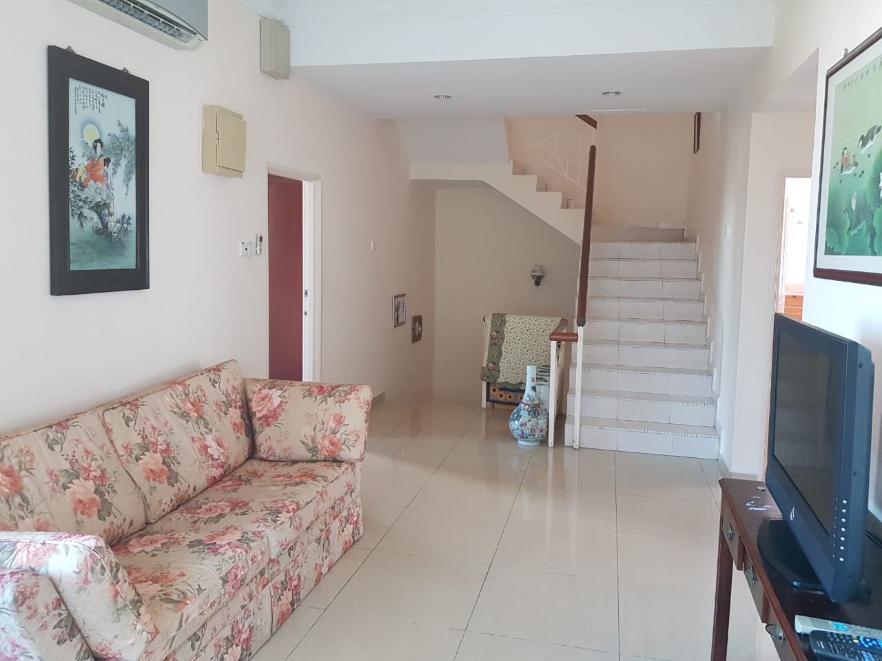 BIG LAND FULLY FURNISHED 2.5 Storey Semi D House at Taman Dahlia Melaka for Rent image