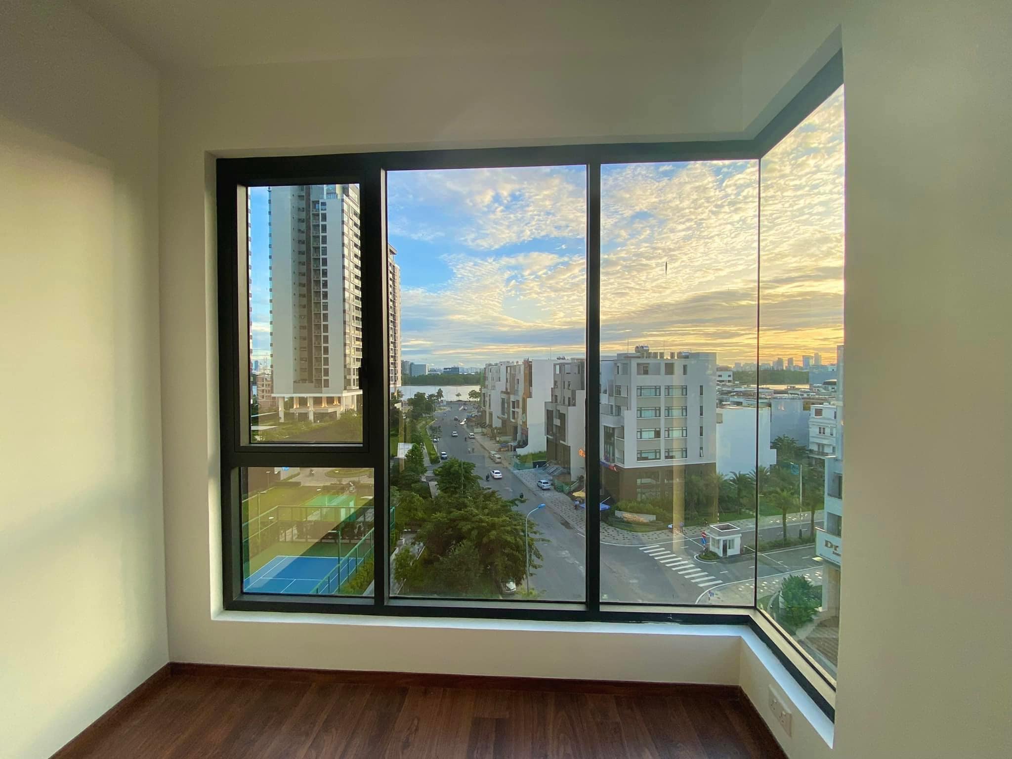 𝐎𝐧𝐞 𝐕𝐞𝐫𝐚𝐧𝐝𝐚𝐡 one of the apartments with the most beautiful direct view of the Saigon River image