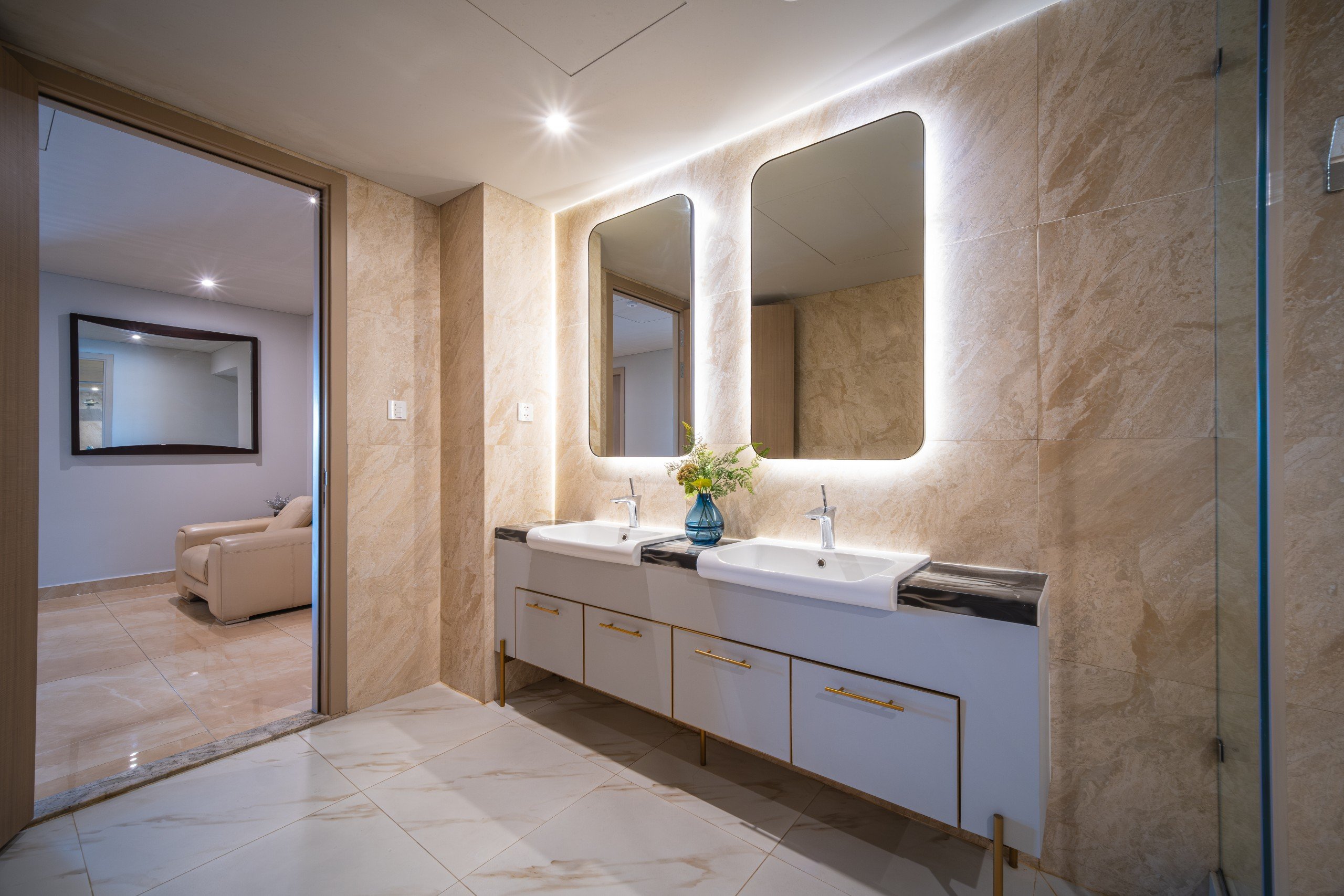 DIAMOND ISLAND, Pool Villa, 4 phòng ngủ, Hồ Bơi riêng, Full nội thất, View sông, Landmark và Bitexco image