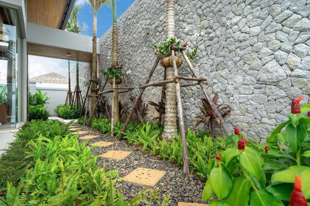 Luxury 4  Bedroom Botanica Villas (SUP-1141) image