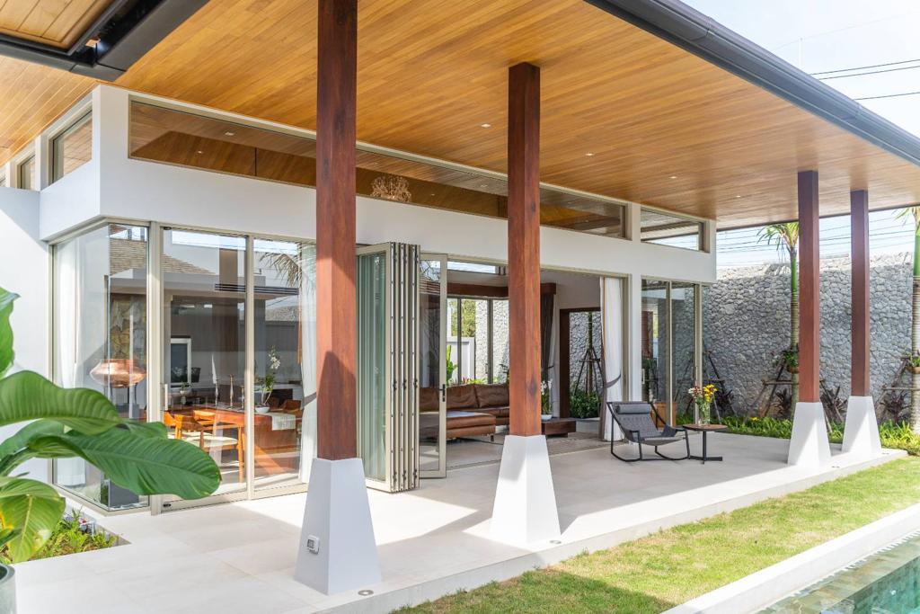 Luxury 4  Bedroom Botanica Villas (SUP-1141) image