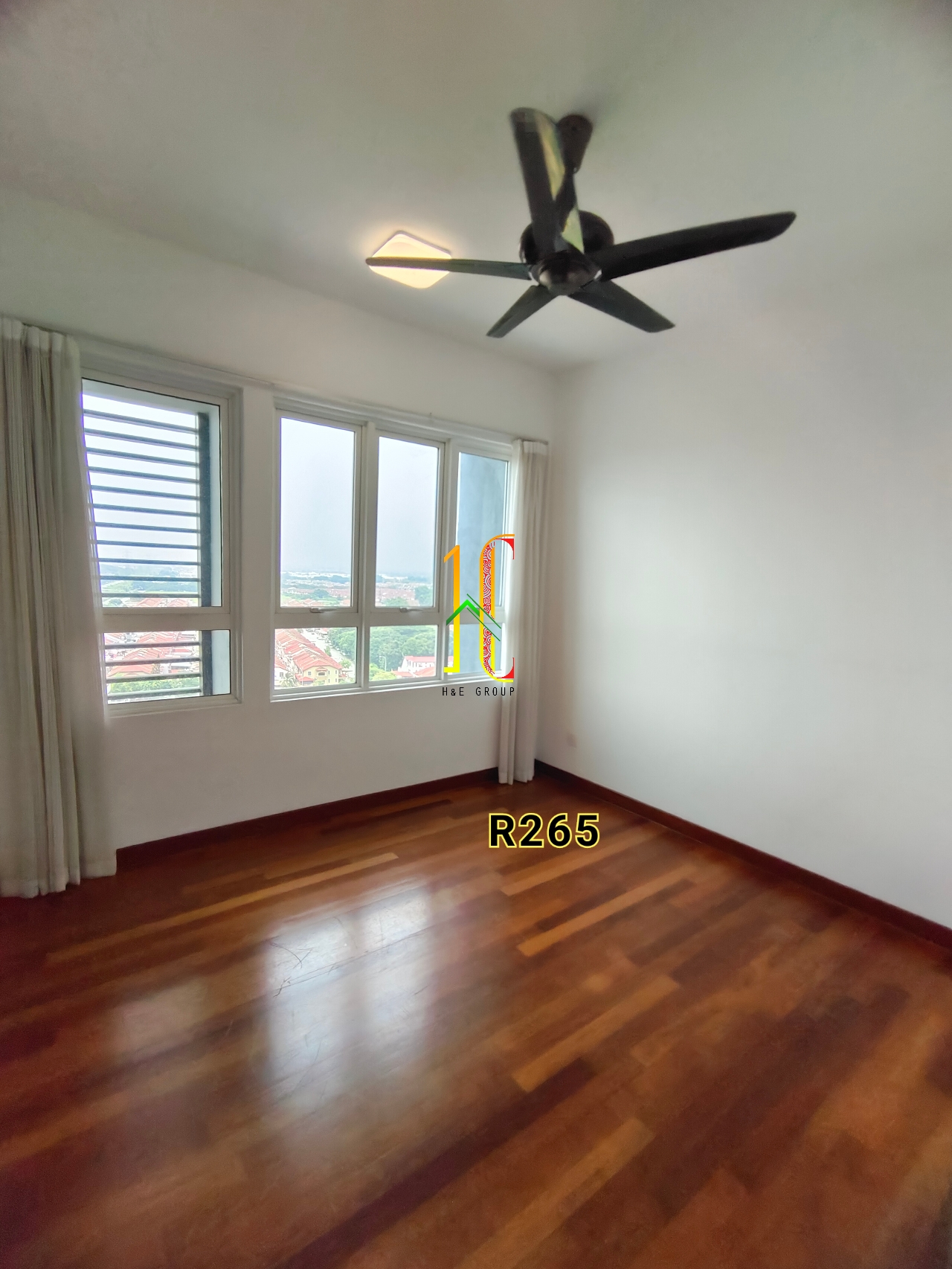 Impiria Residensi image