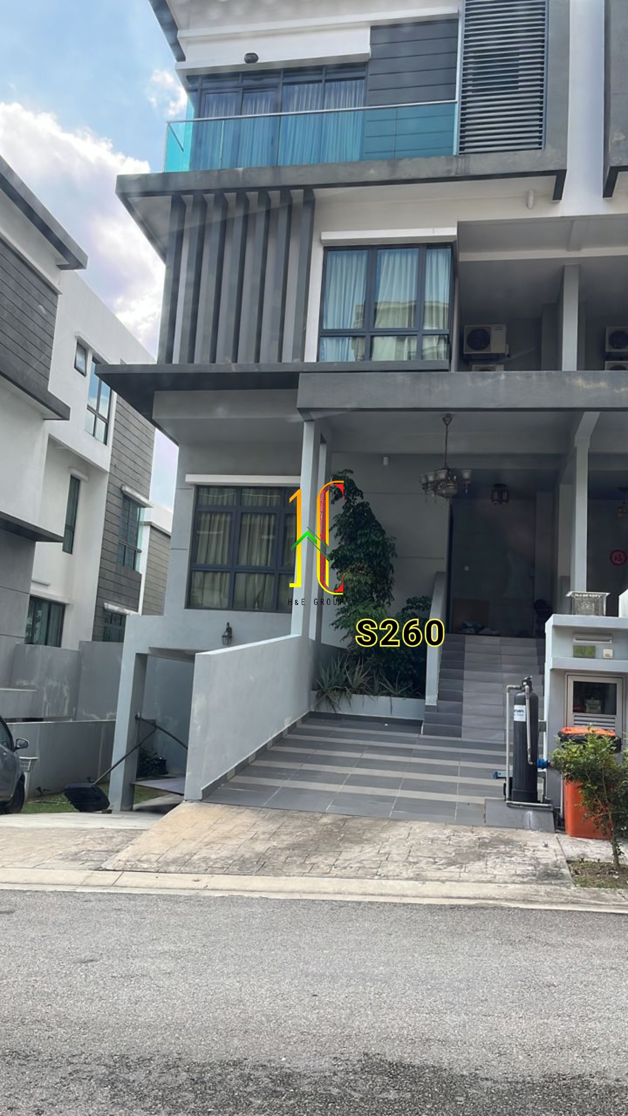 Desa Hill Villas image