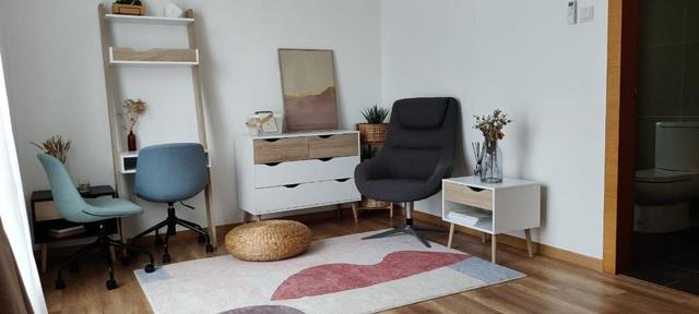 Empire Residence image