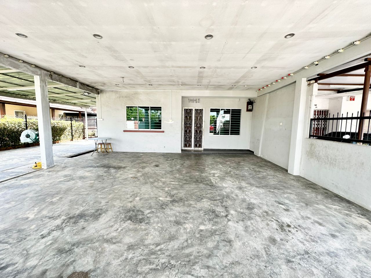 Renovated Single Storey Semi Detached House at Sin Hoe Garden for rent image