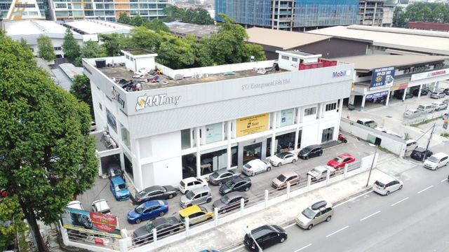 Chan Sow Lin , Sg Besi , Showroom image