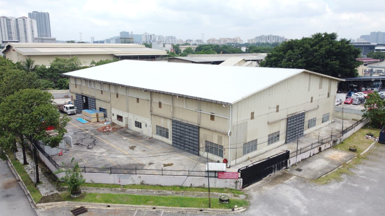 Chan Sow Lin , Sg Besi , Showroom image