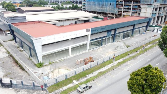 Chan Sow Lin , Sg Besi , Showroom image
