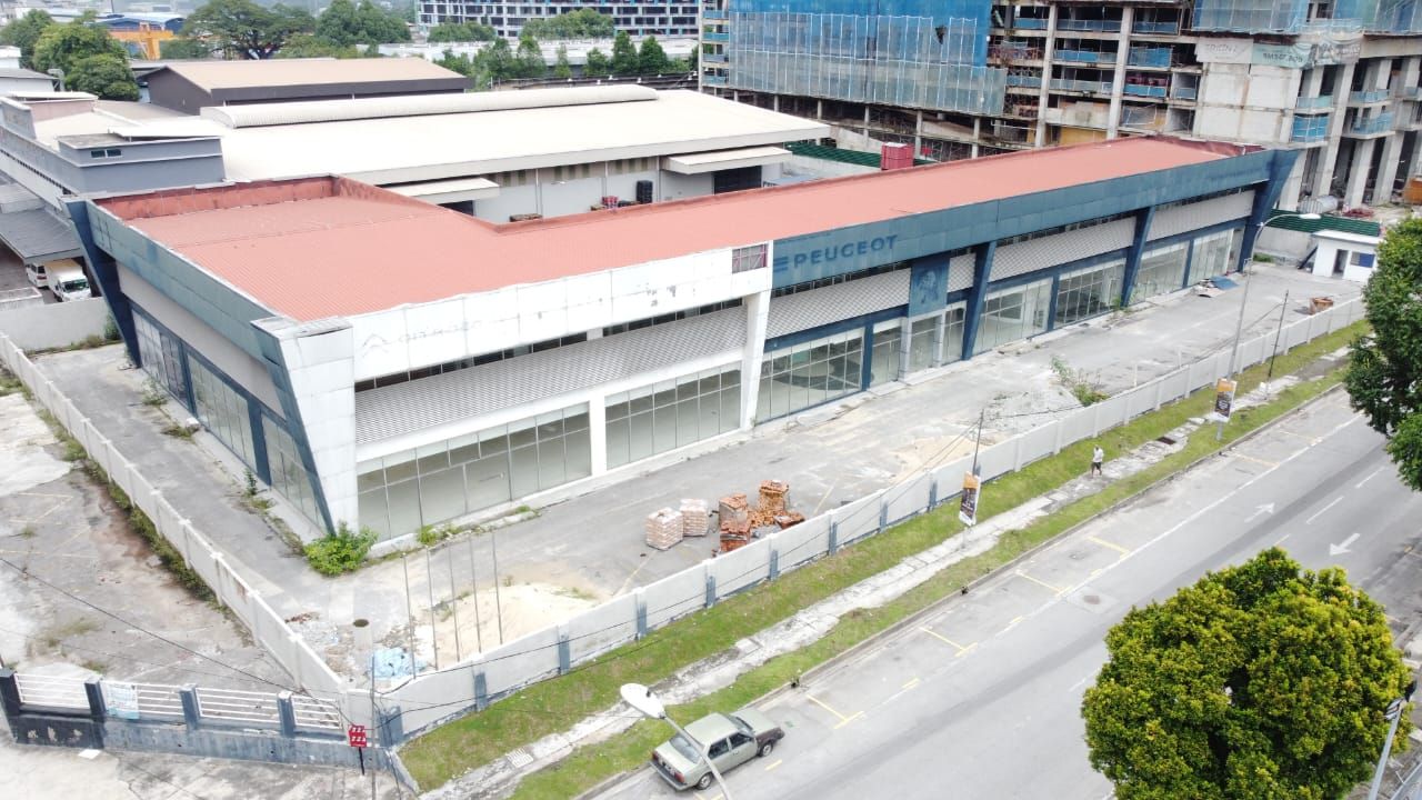 Chan Sow Lin , Sg Besi , Showroom image