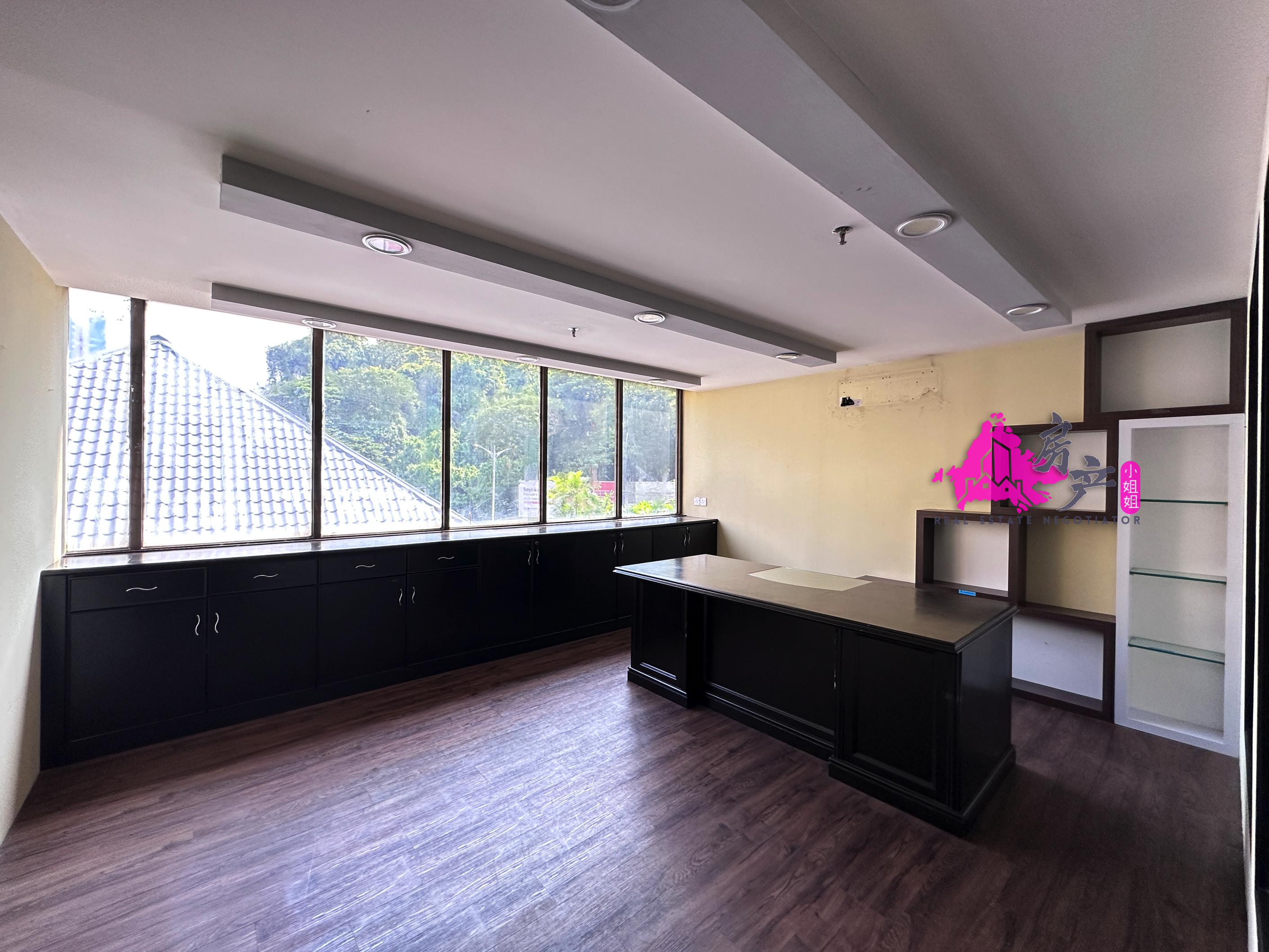 Wisma Jubilee Gaya Street Kota Kinabalu image