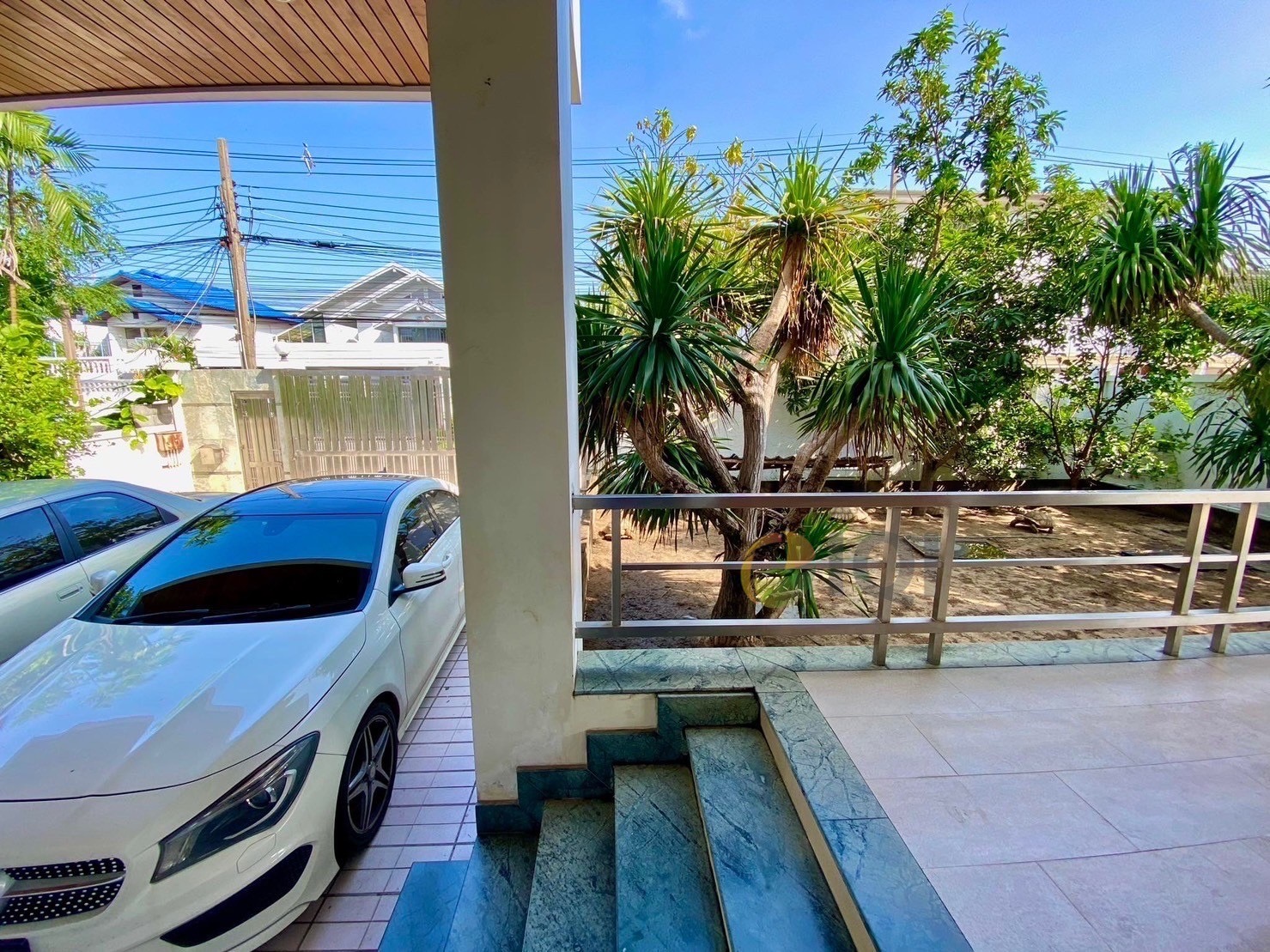 Two-storey detached house for rent modern style Sammakorn Village 1, Soi.A5, Ramkhamhaeng 112 image