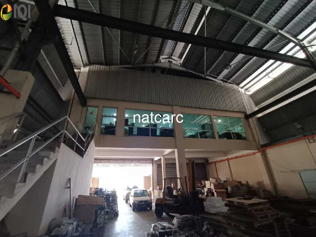 BIG FULLY HIGH ROOFED Factory Taman Industri Malim Jaya for Rent image