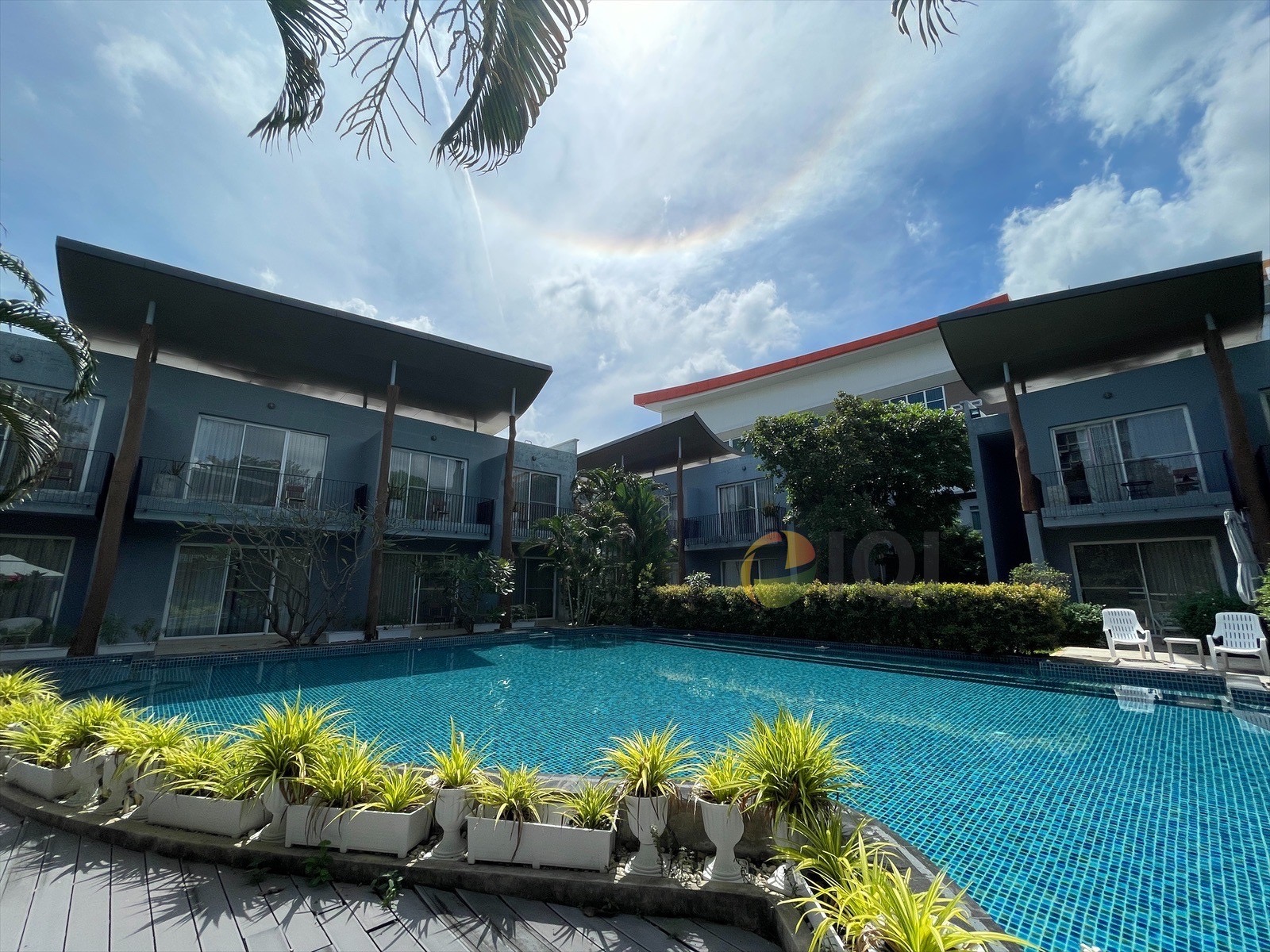 For sale 350,000,000 baht Luxury resort hostel (Serviced Residence)  image