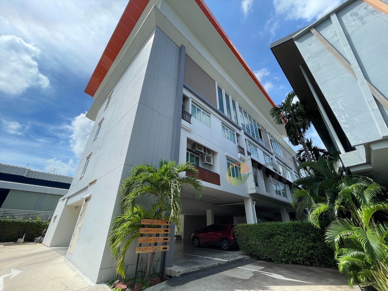 For sale 350,000,000 baht Luxury resort hostel (Serviced Residence)  image