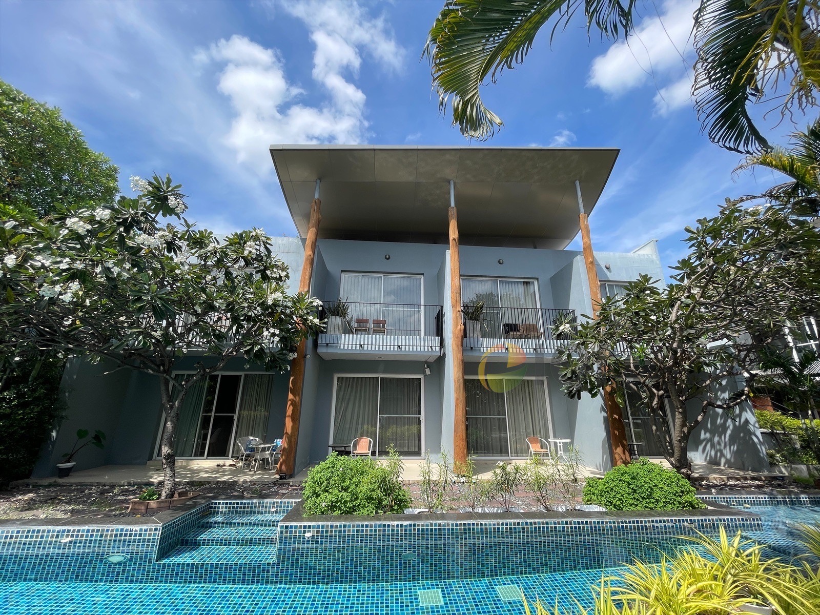 For sale 350,000,000 baht Luxury resort hostel (Serviced Residence)  image