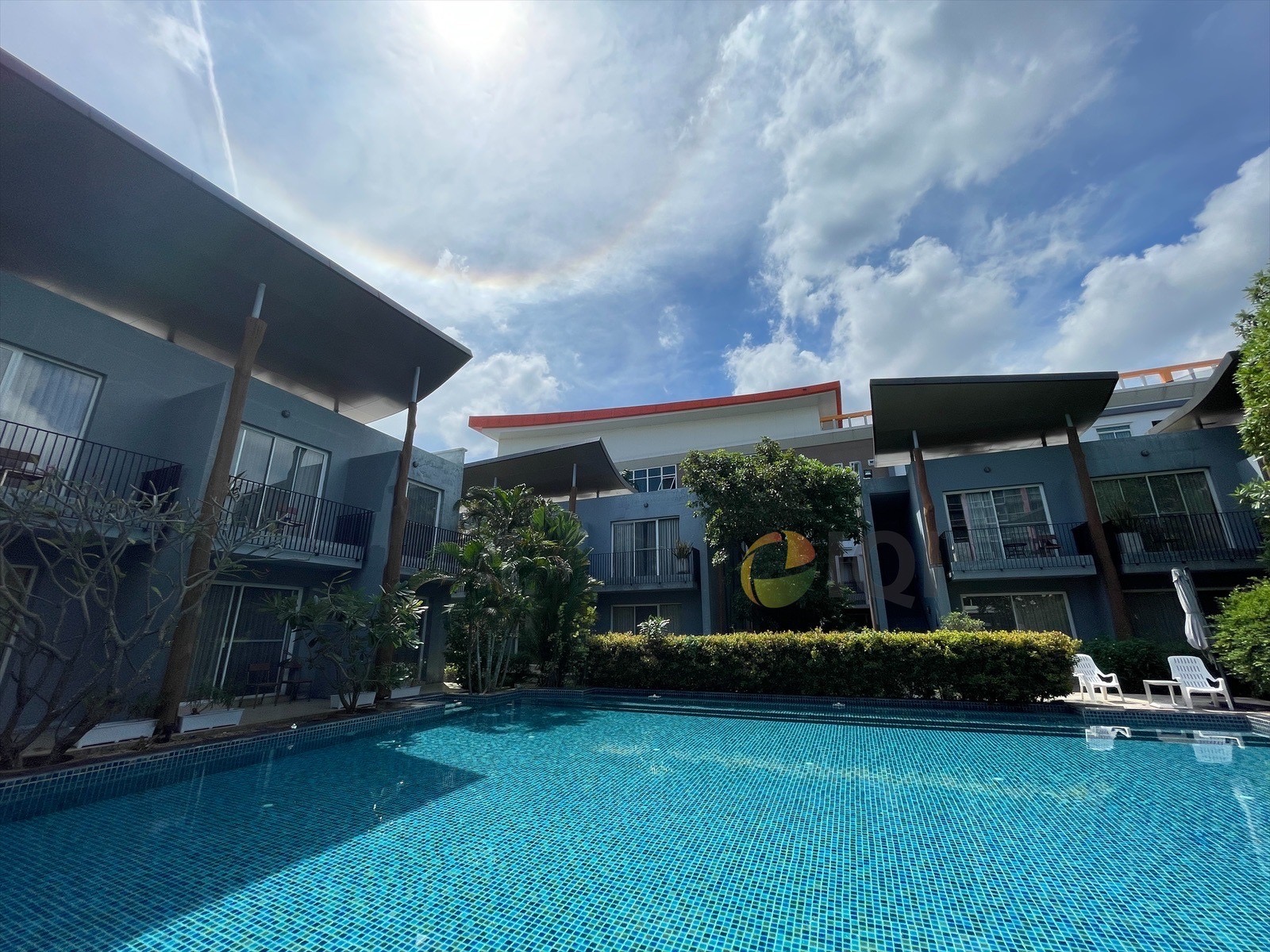 For sale 350,000,000 baht Luxury resort hostel (Serviced Residence)  image