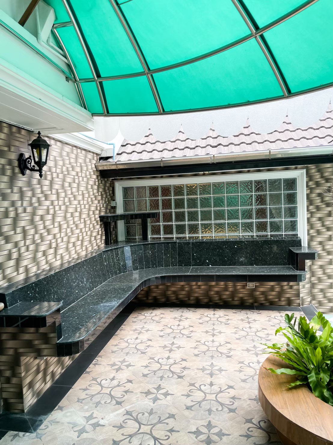 Single house, Soi Sap Bunchai 7, Mueang Samut Pakarn, Samut Prakan Province, 4 and a half storey detached house. image