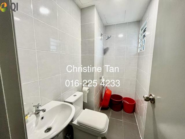 The Edge Residen image