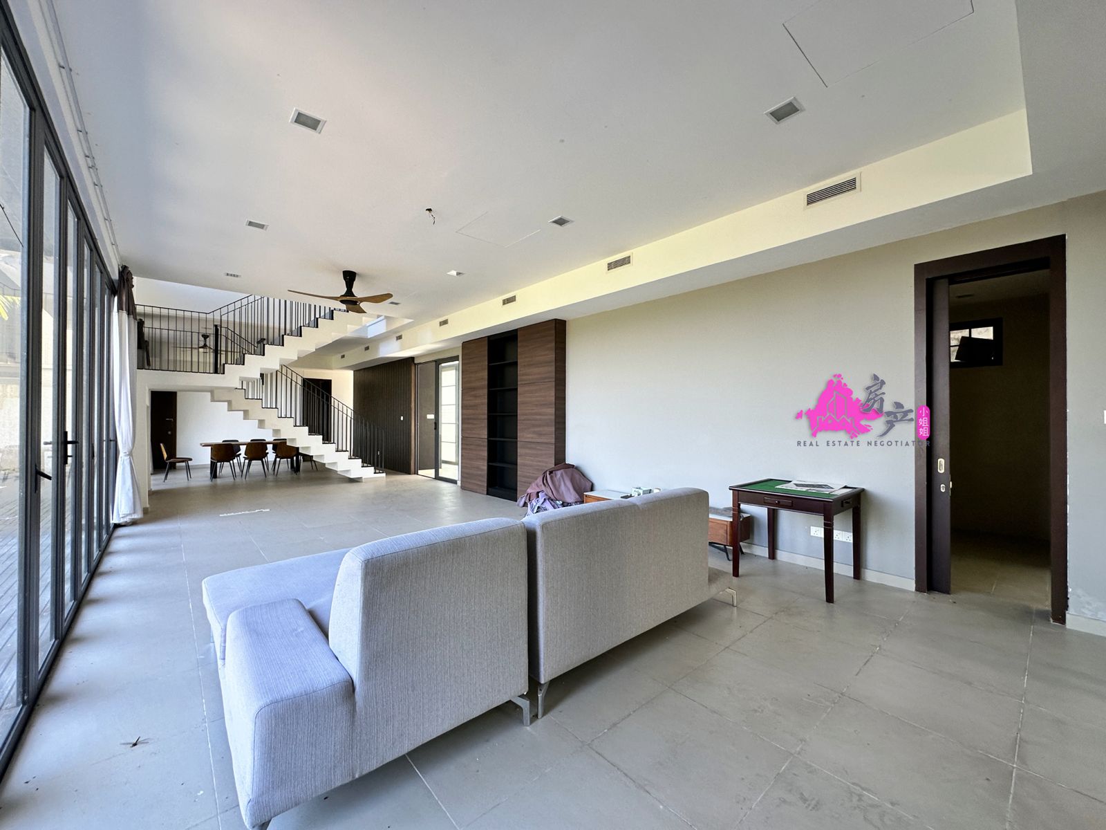 THE PEAK VILLA T.LIPAT image