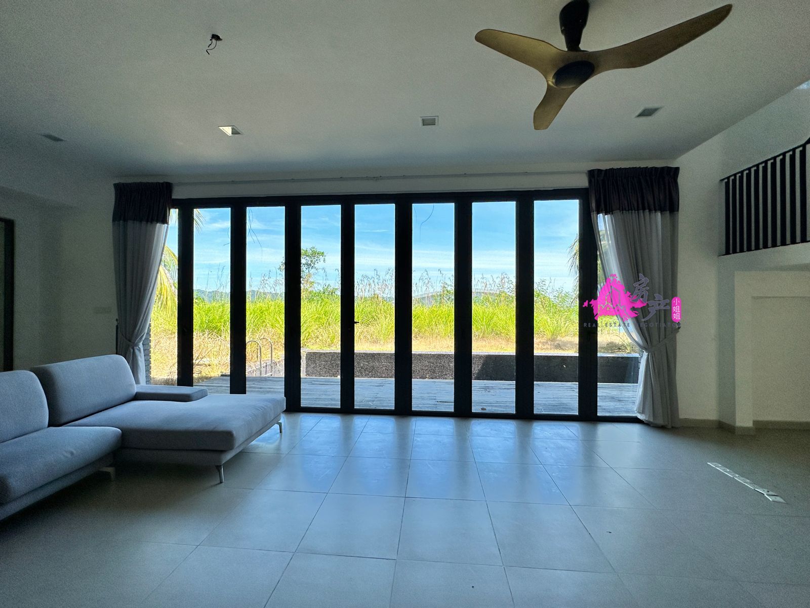 THE PEAK VILLA T.LIPAT image