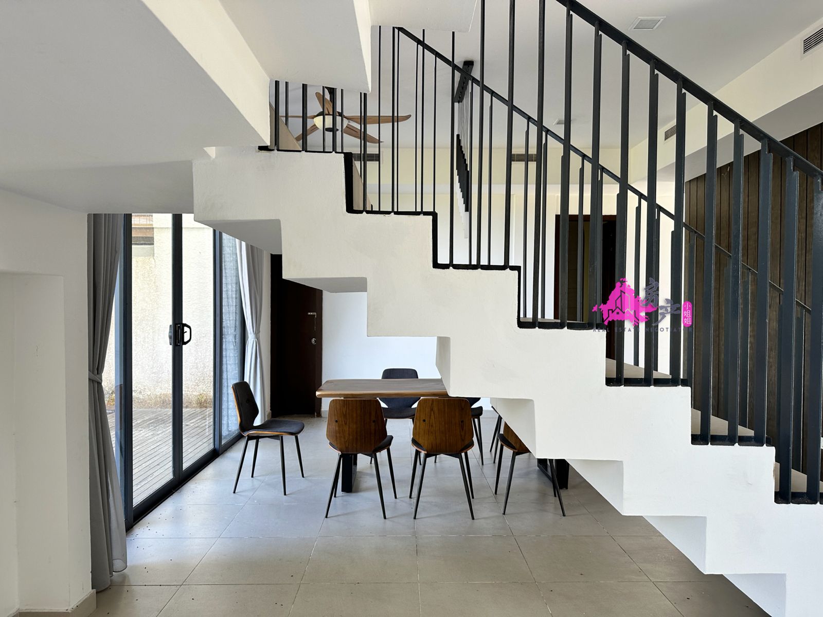 THE PEAK VILLA T.LIPAT image