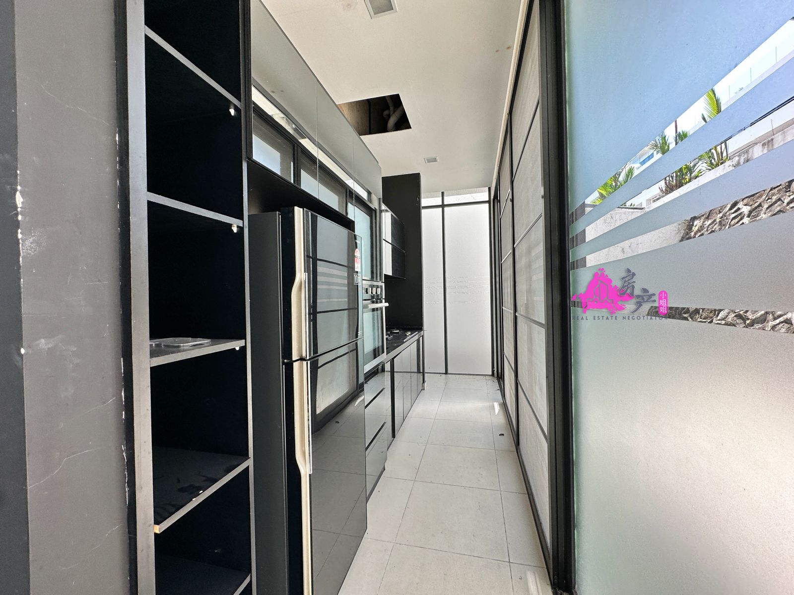 THE PEAK VILLA T.LIPAT image