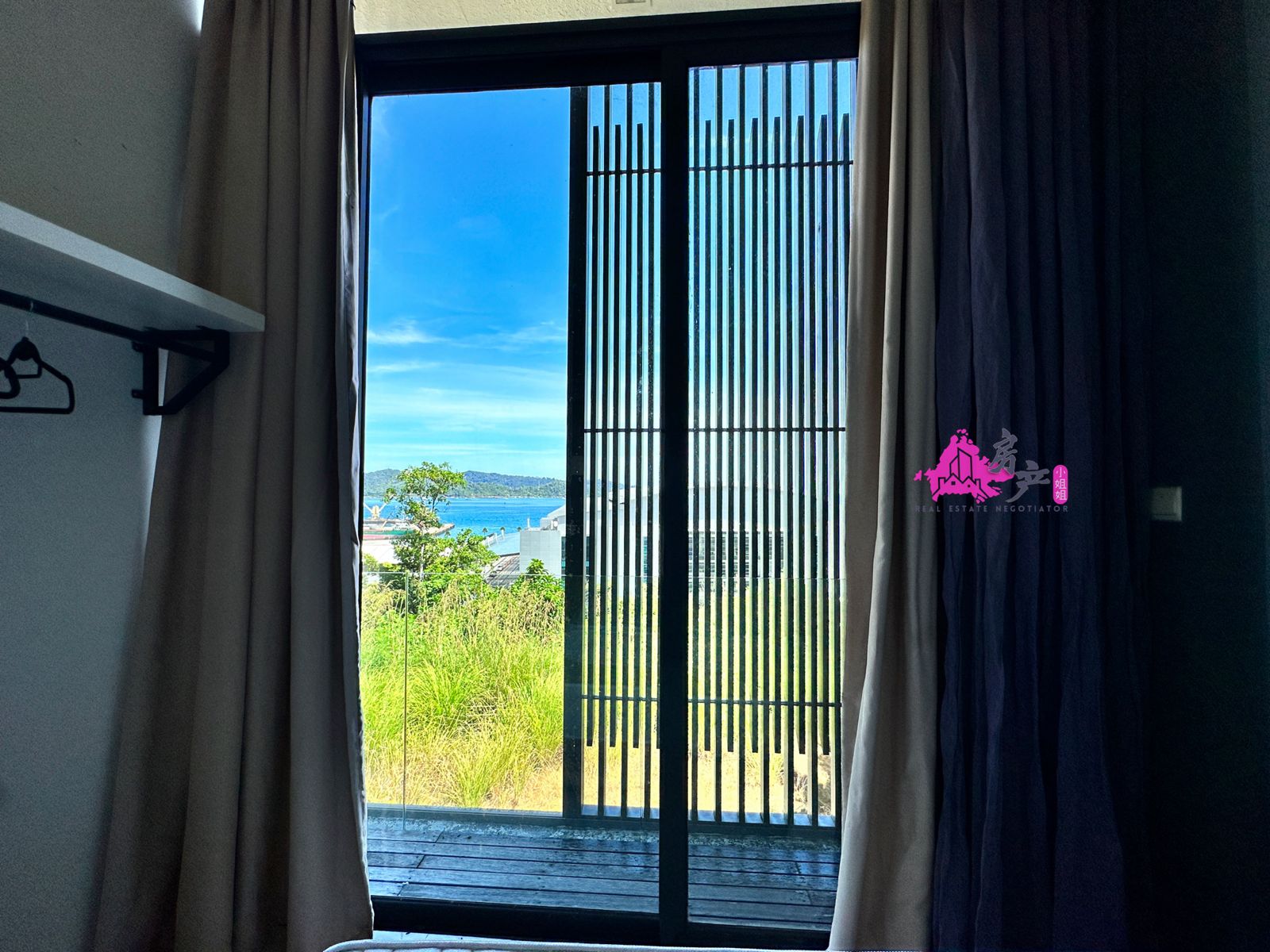 THE PEAK VILLA T.LIPAT image