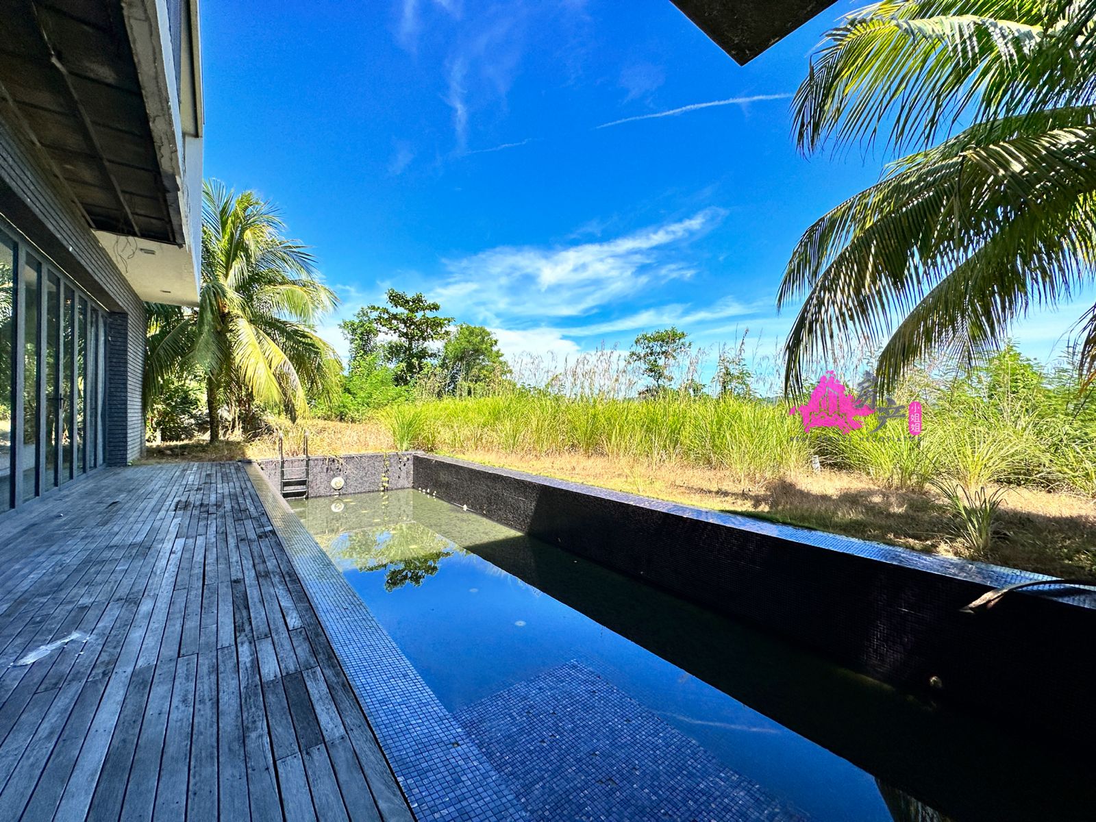 THE PEAK VILLA T.LIPAT image