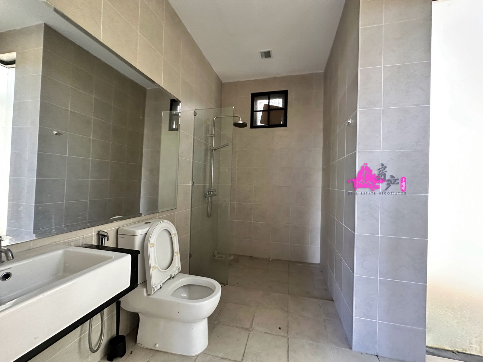 THE PEAK VILLA T.LIPAT image