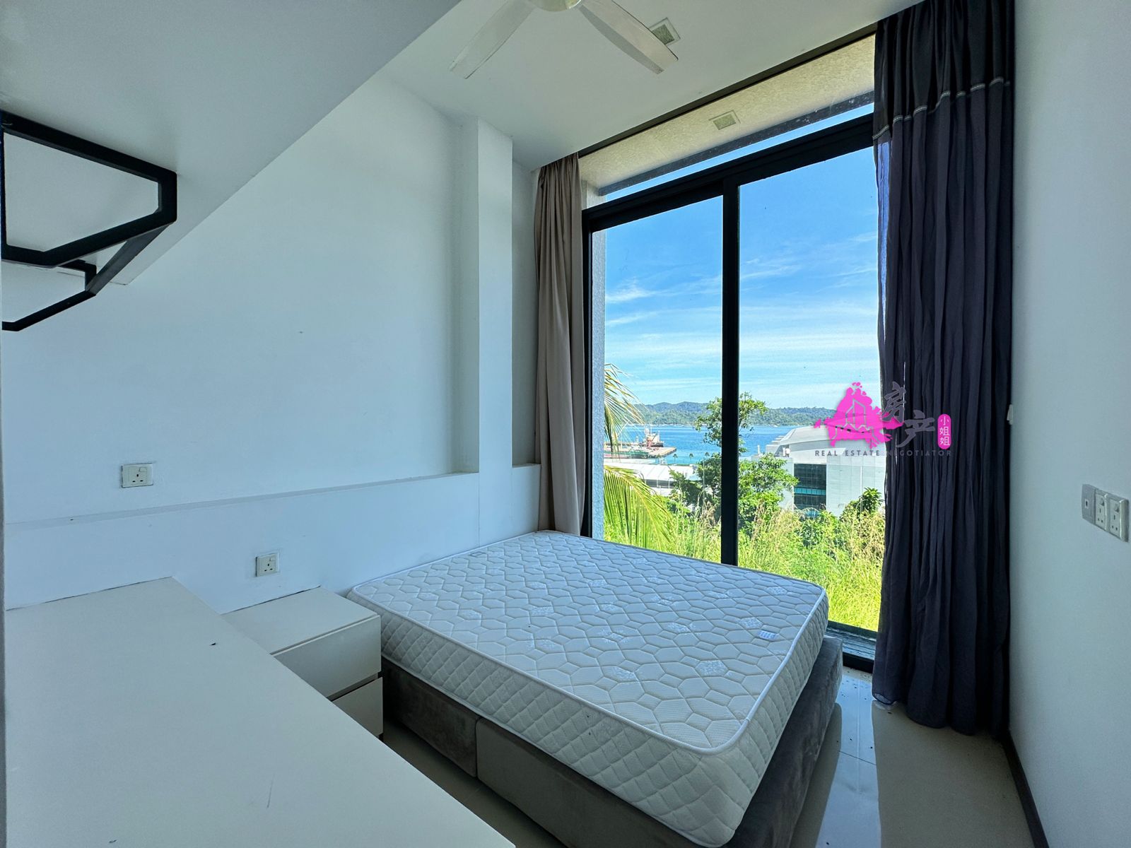 THE PEAK VILLA T.LIPAT image