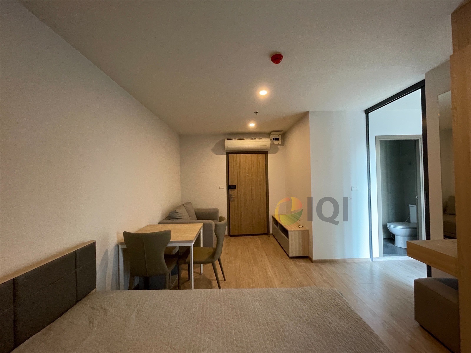 Ideo O2 Condo studio room for sale  image