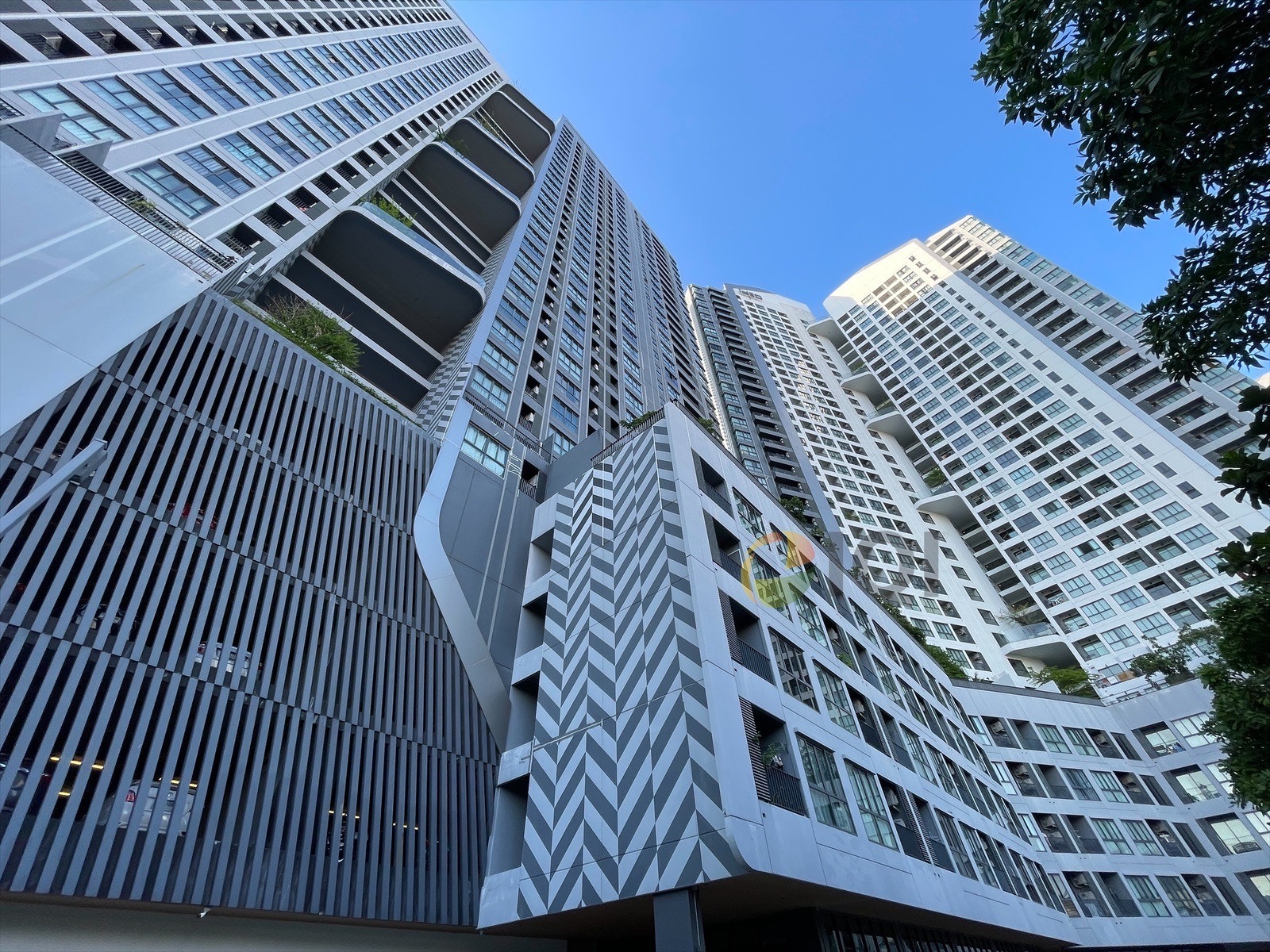 Ideo O2 Condo studio room for sale  image