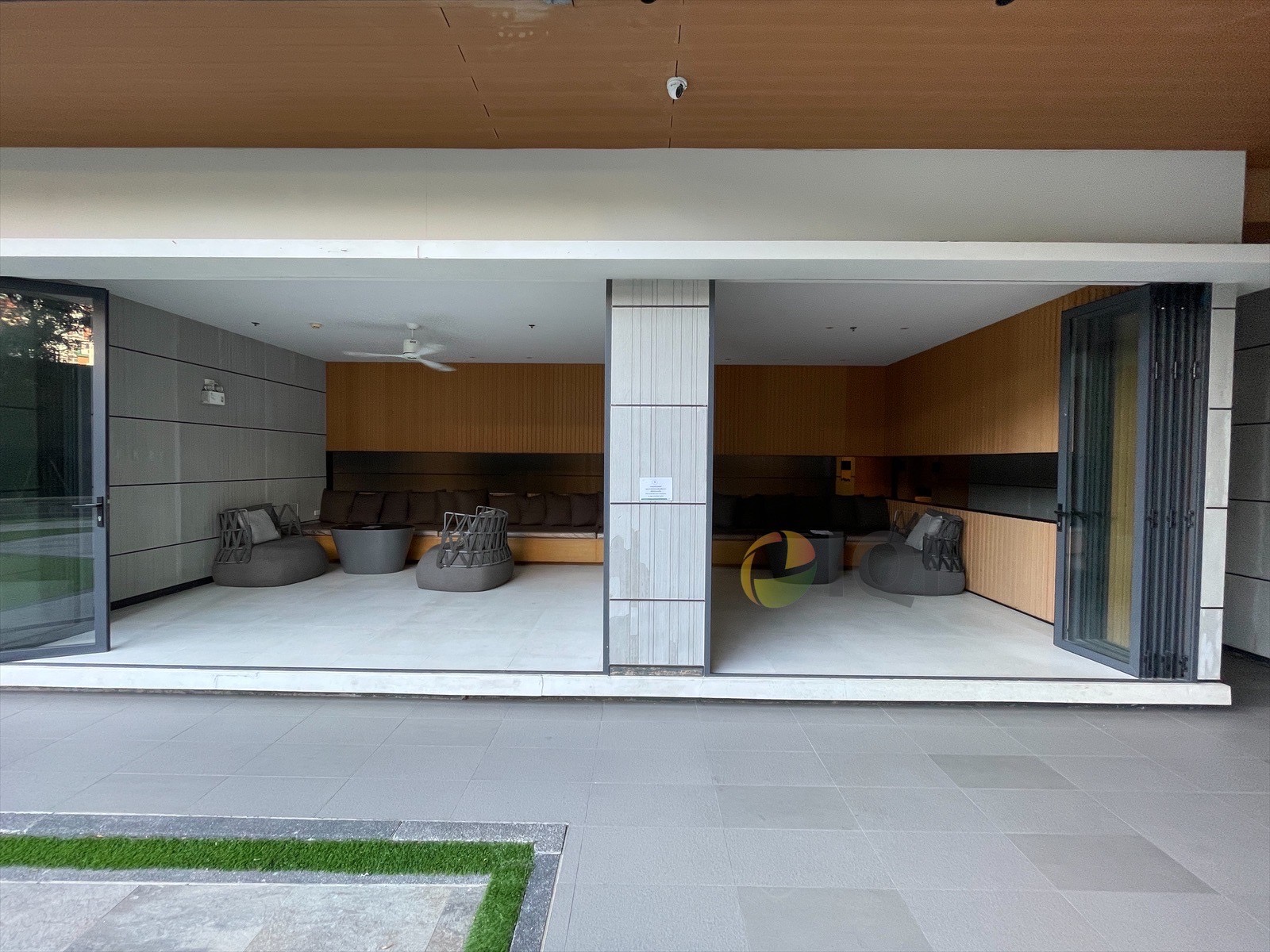 Ideo O2 Condo studio room for sale  image