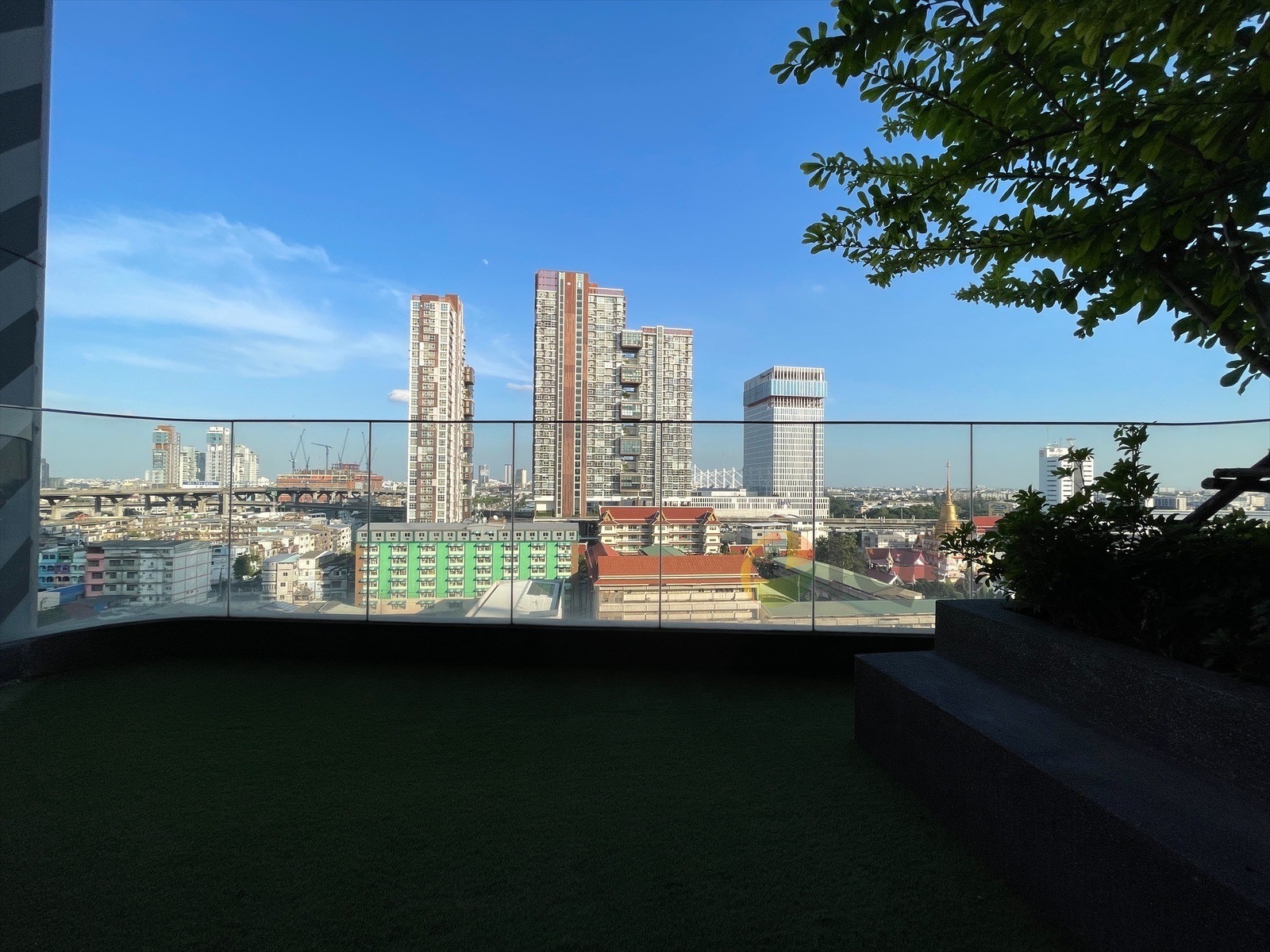 Ideo O2 Condo studio room for sale  image