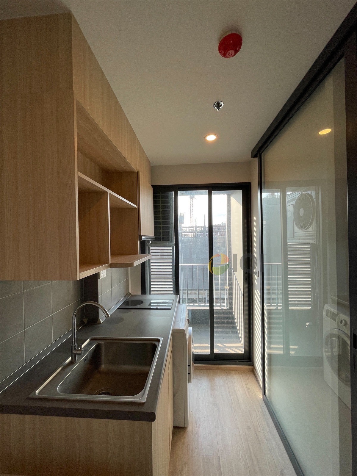 Ideo O2 Condo studio room for sale  image