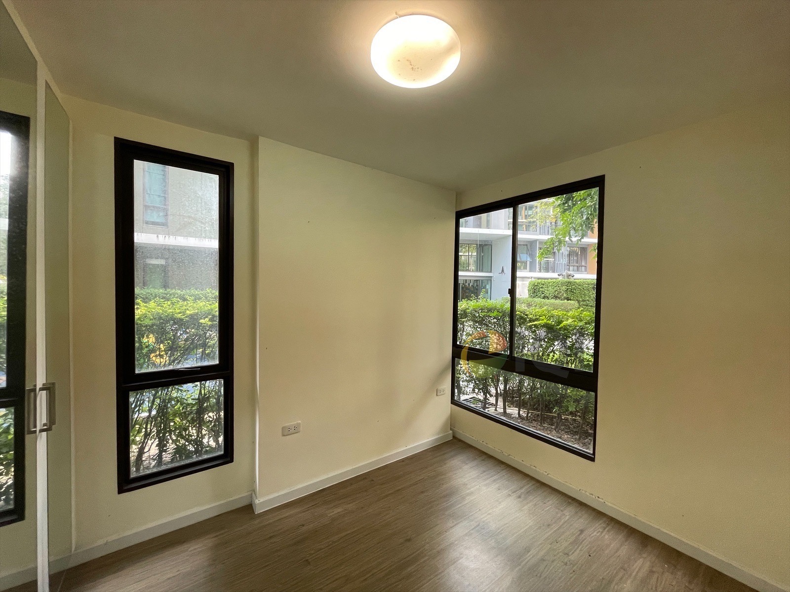 For Sale I Condo Sukhumvit 103 near BTS udomsuk image