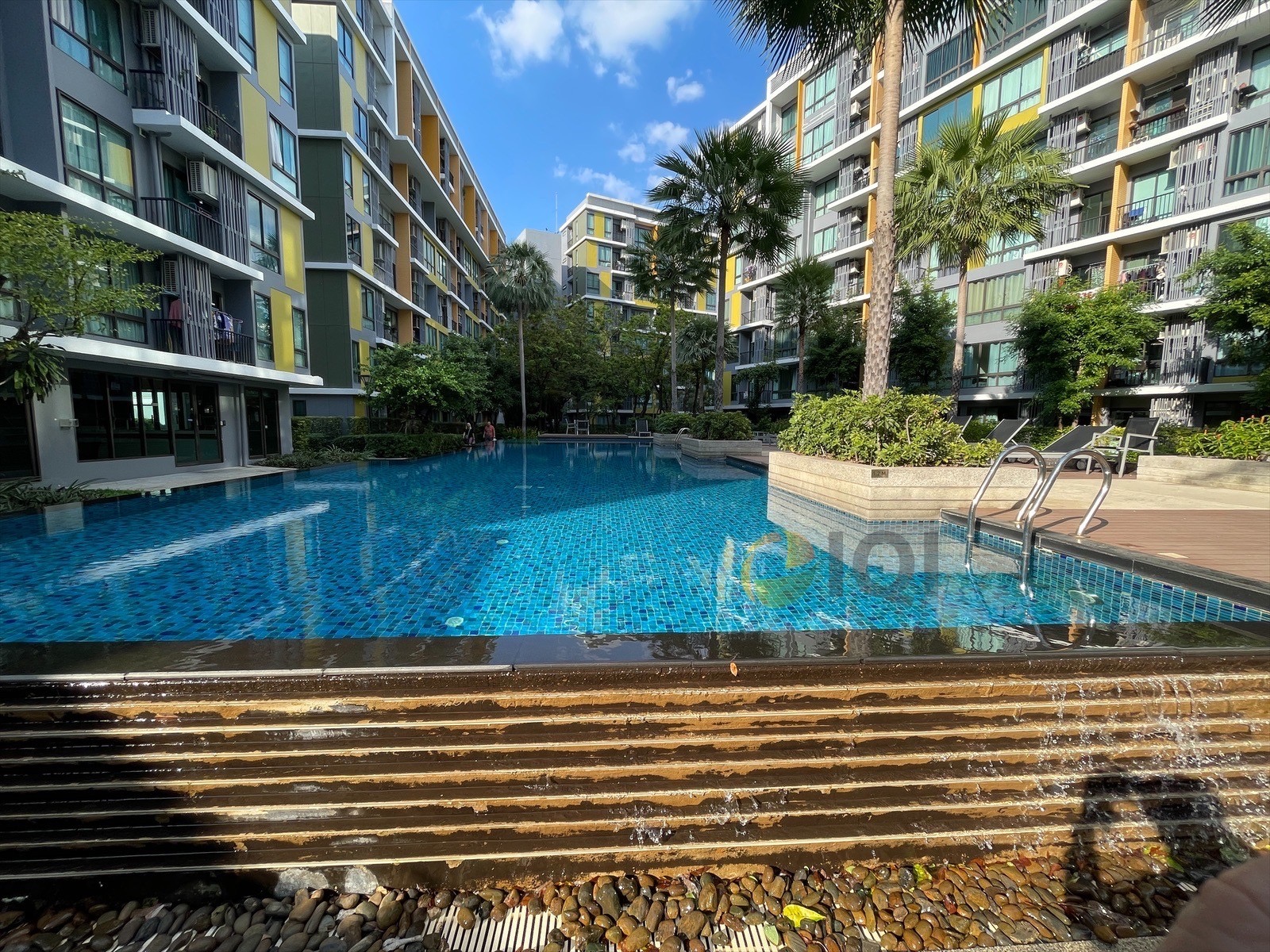 For Sale I Condo Sukhumvit 103 near BTS udomsuk image