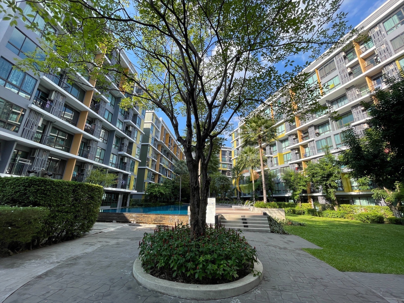 For Sale I Condo Sukhumvit 103 near BTS udomsuk image