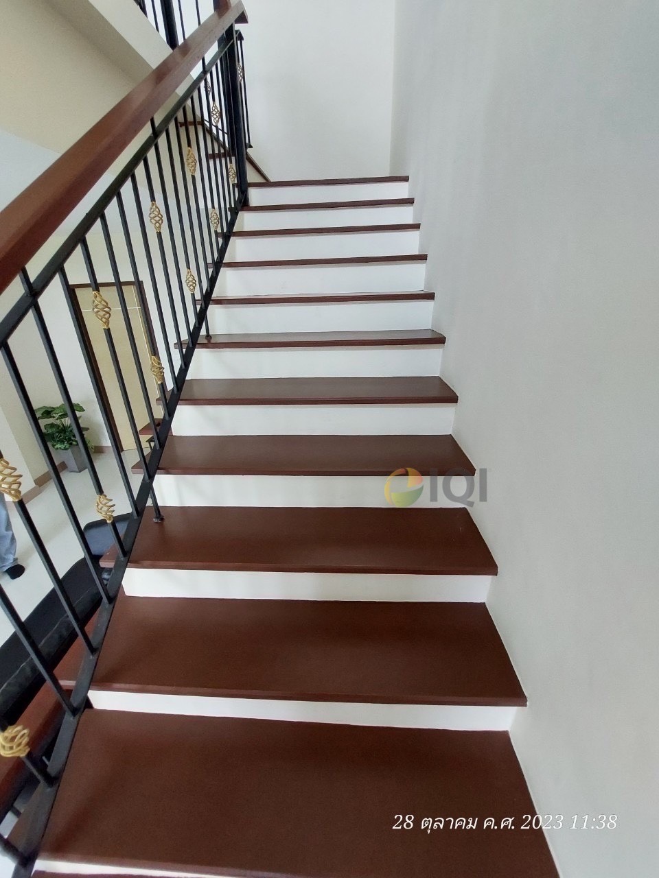 Commercial for sale Busarakam The Luxx Sala image